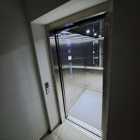 Apartman Luan บันยาลูกา ภายนอก รูปภาพ