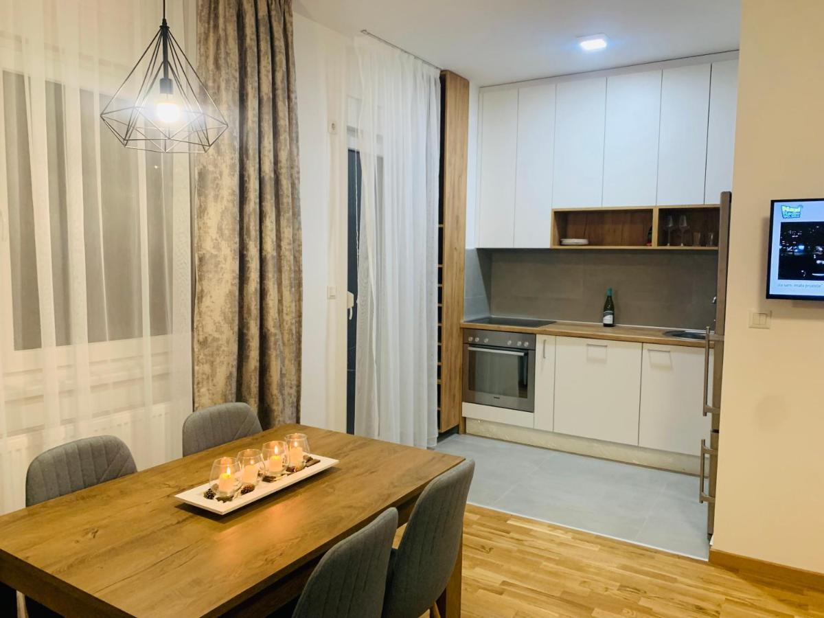 Apartman Luan บันยาลูกา ภายนอก รูปภาพ